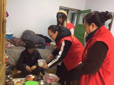 溫馨水餃，真情永恒——共青團青年志愿者為困難家庭送溫暖側(cè)記